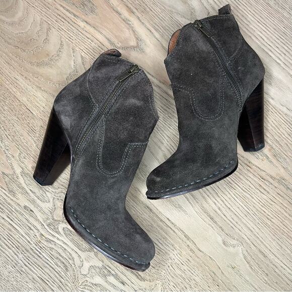 Frye Madeline Short Heeled Western Boots Dark Gray Suede Women’s Size 7.5 - Picture 7 of 10